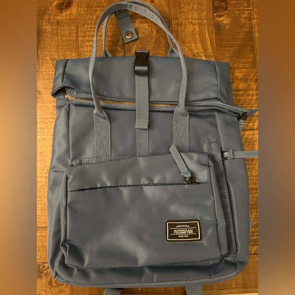 American Tourister Backpack - Picture 1 of 5